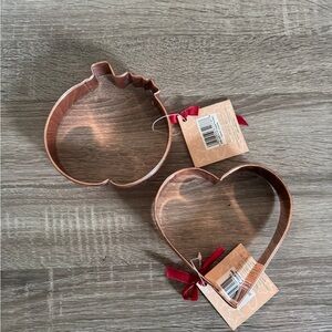 Vintage Wilton Solid copper large cookie cutters new